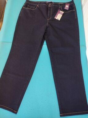 NWT Gloria Vanderbilt Women's Supreme Jeans Tapered Leg Blue - 20W